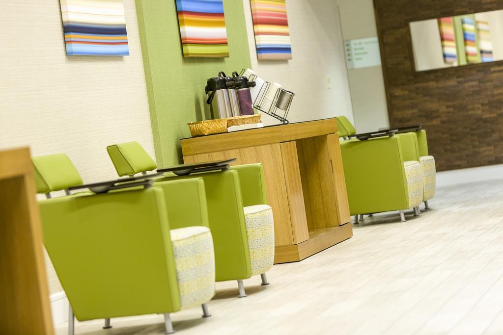 Holiday Inn Salem By Ihg Exteriör bild